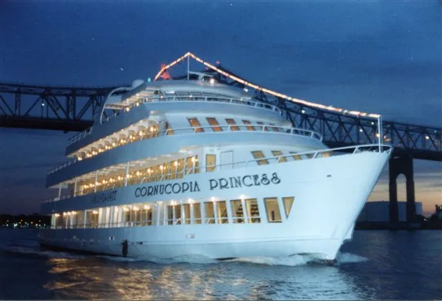 Juniors Prepare to Set Sail for Prom Night